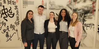 Gruppenbild der Doktorand*innen vom Biozentrum